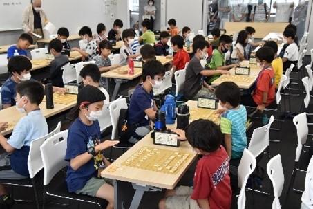 6/16(日)第７回名城大学杯将棋大会を開催　小学生から高校生まで約300人が参加　藤井聡太 八冠の師匠、杉本昌隆八段や卒業生プロ棋士が指導