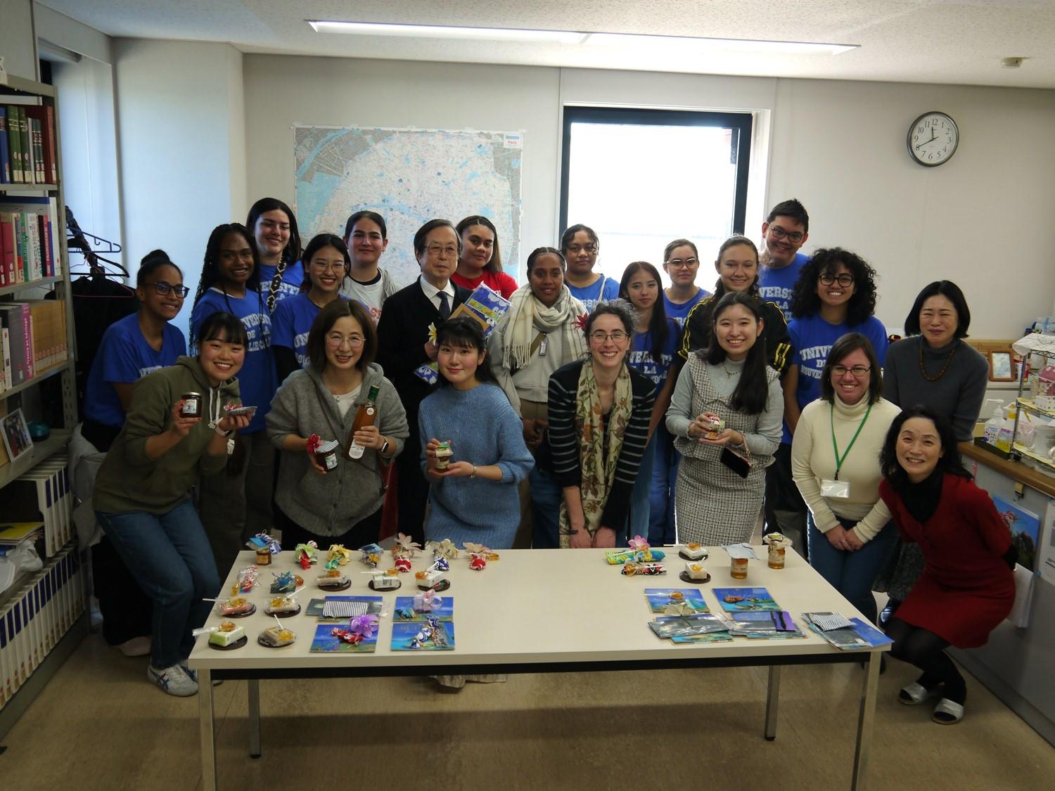 白百合女子大学がフランス・ニューカレドニア大学と協同プロジェクトを展開 ―COIL授業や国際シンポジウムなどで交流を深め異文化理解能力を養成