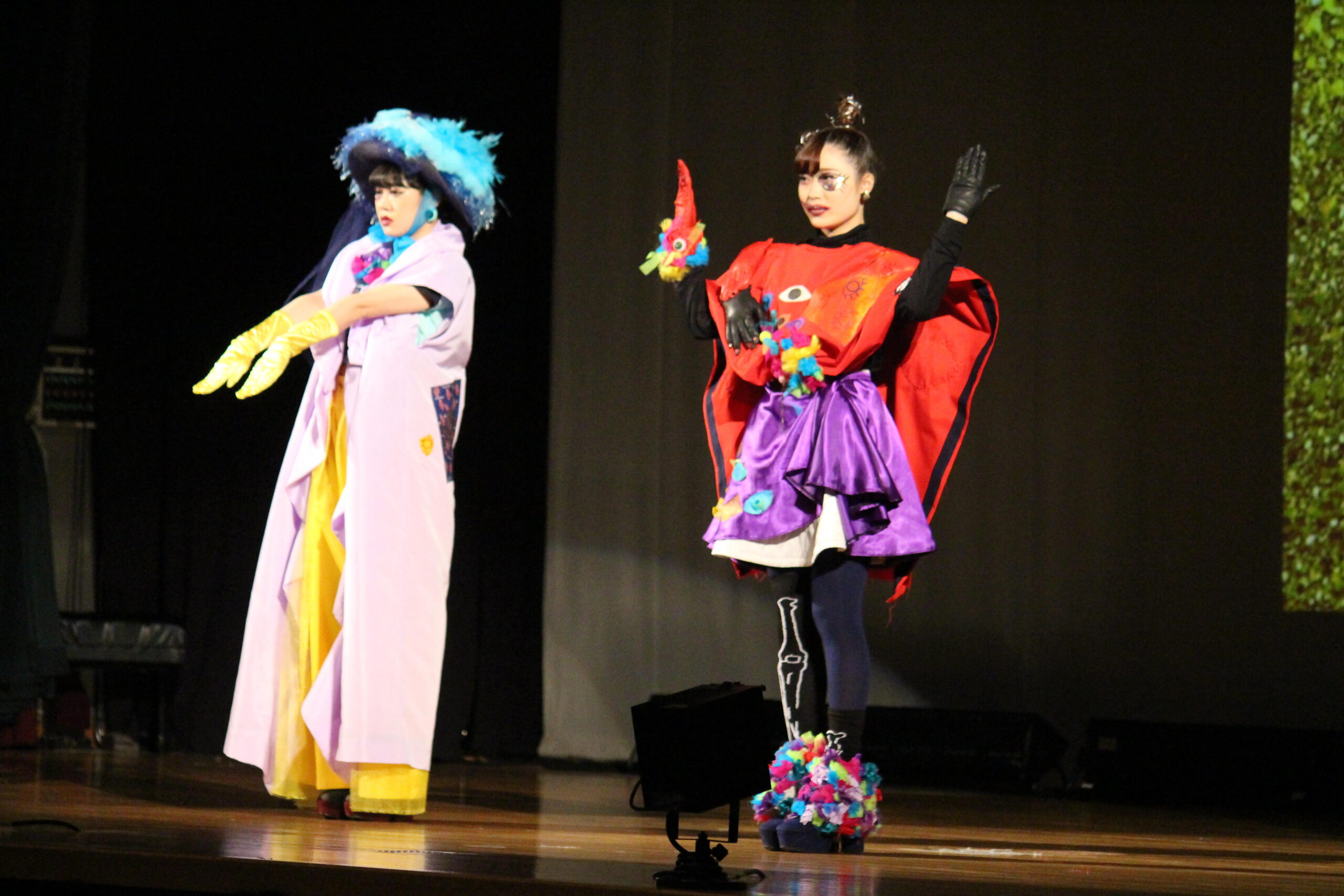 共立女子大学家政学部被服学科が「2018年度 卒業制作発表会」を開催 — 4年間の集大成として取り組んだ卒業制作をファッションショーの形式で披露 —