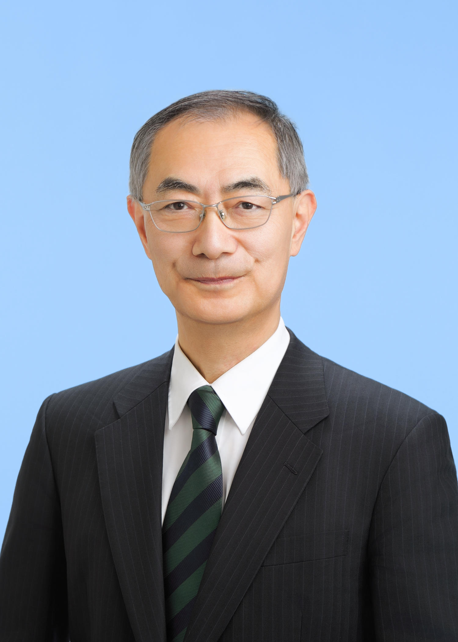 横浜商科大学の理事長に吉原毅氏を再任し、新常務理事に草壁悟朗氏 （元川崎信用金庫理事長・現相談役、現川崎商工会議所会頭）、 新評議員に原科幸彦氏（前千葉商科大学学長）、古賀茂明氏、寺脇研氏が就任。