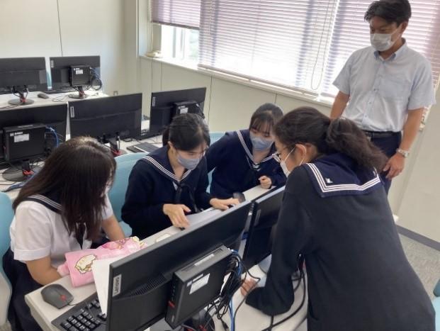 成蹊高校生が「若年層に受け入れられるリポビタンDパッケージ」を開発–大正製薬株式会社との探究学習の成果発表会開催