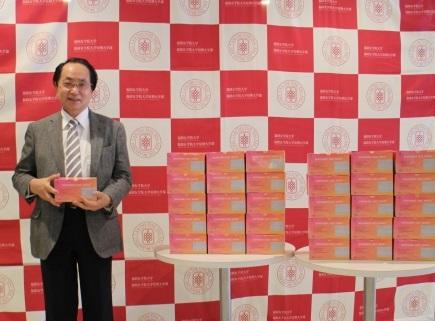 中国人元留学生から3,000枚のマスク寄贈 — 福岡女学院大学・福岡女学院大学短期大学部