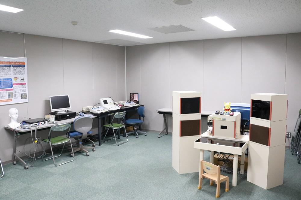 噛む・飲み込む・聞こえやことばの発達などの悩みに無料で応じる「言語聴覚健康センター」を開設–広島国際大学総合リハビリテーション学部