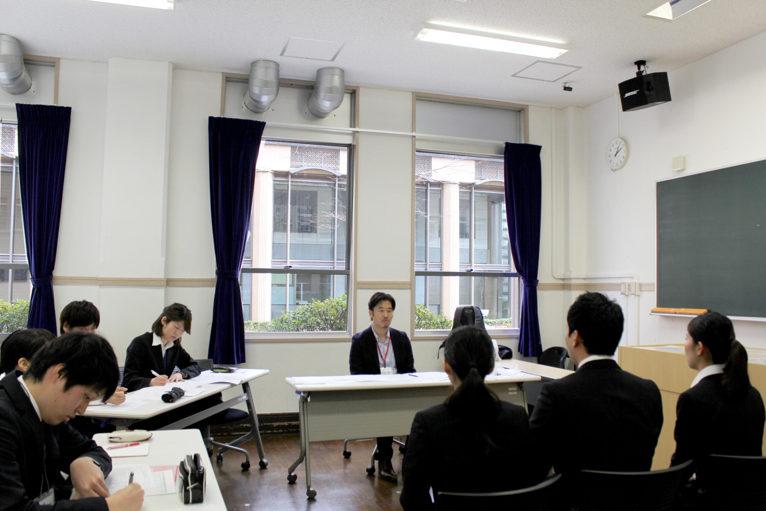 11月11日（土） — ゼミ形式で行う、卒業生による実践的な就職支援プログラム — 「武蔵しごと塾 ～課題発見とネクストアクション～」を開催 — 武蔵大学