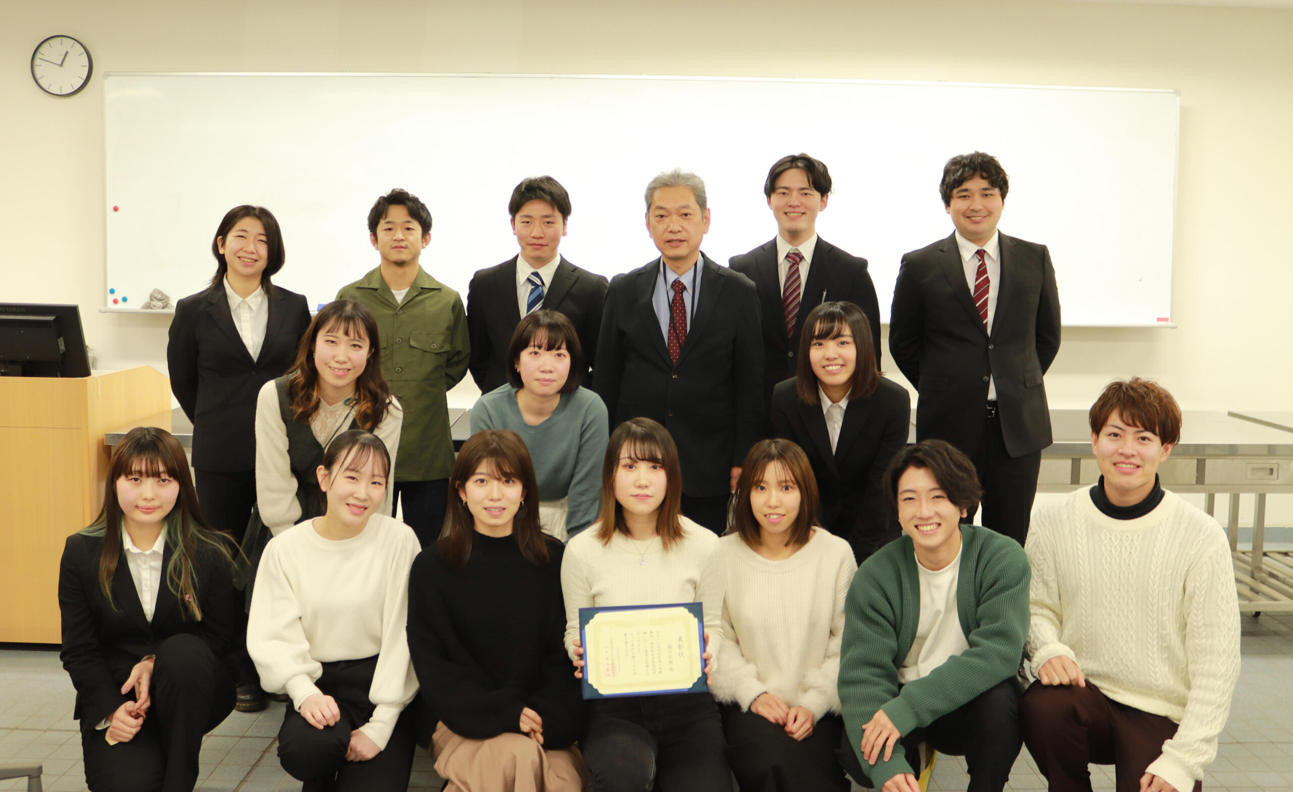 日本獣医生命科学大学の「令和4年度 実験動物1級技術者資格認定試験」合格者数が特例認定校の中で全国1位に — 12名合格、実技試験合格率100％を達成