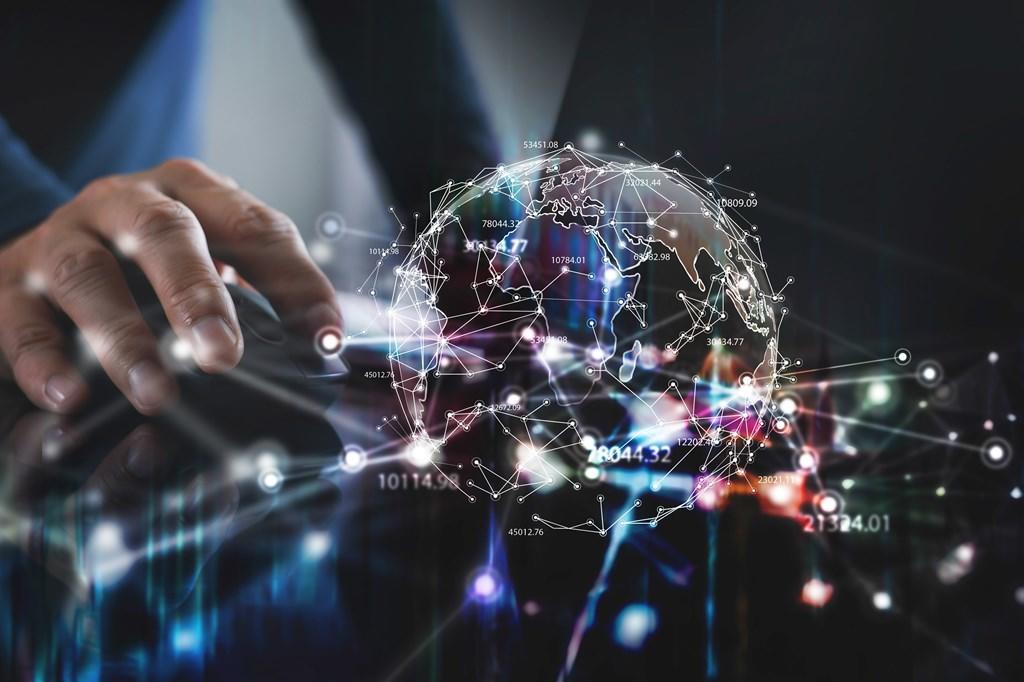 高校生向け最先端技術体験セミナー  8月、『超』探究Summer School