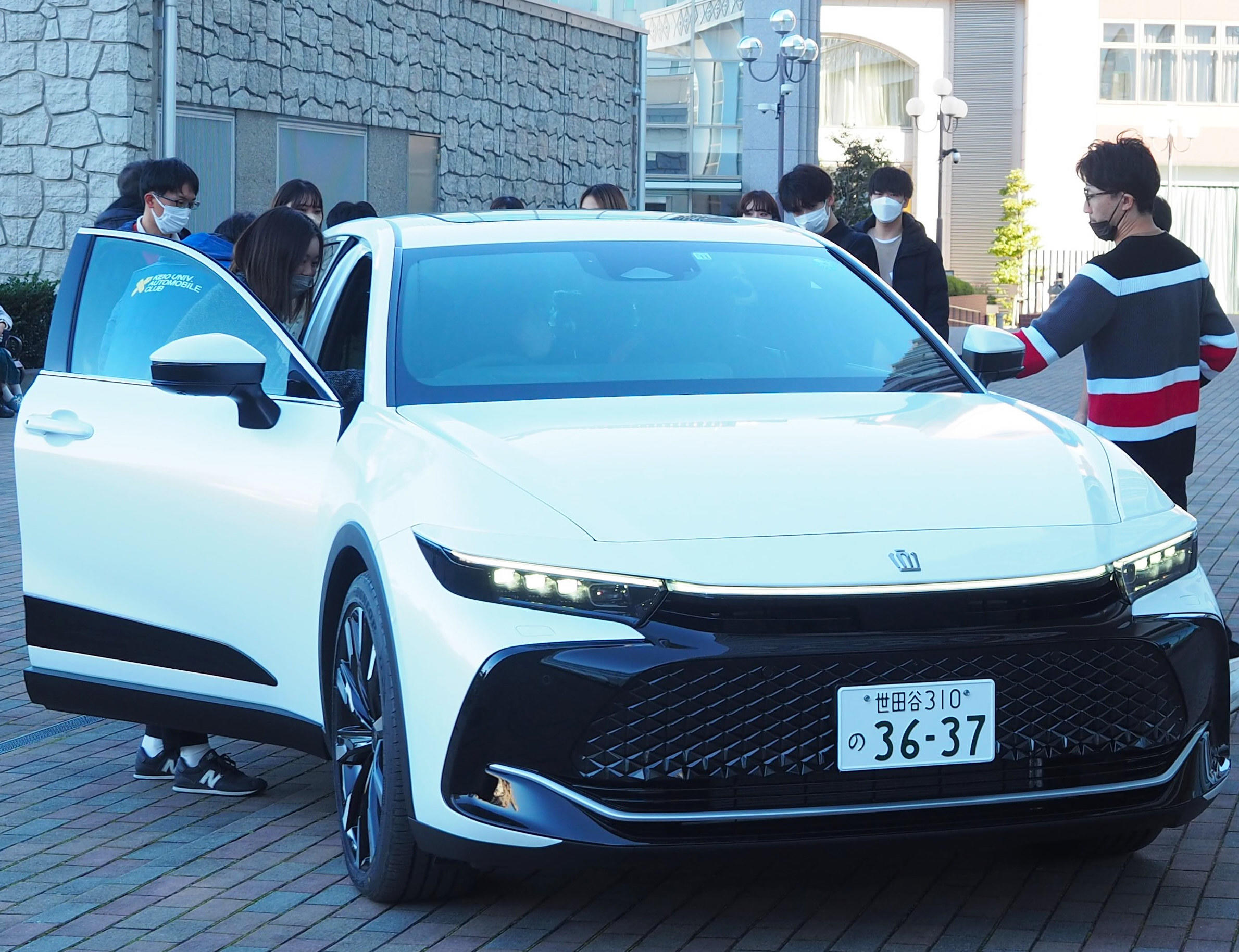 デザイン学部学生と開発者らがワークショップを通じて提案　TOM’S×大学生による「クラウン」の新たな価値創造プロジェクトを開催 — 東京工科大学