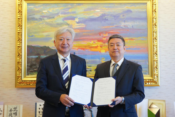 横浜翠陵中学・高等学校と教育連携協定を締結