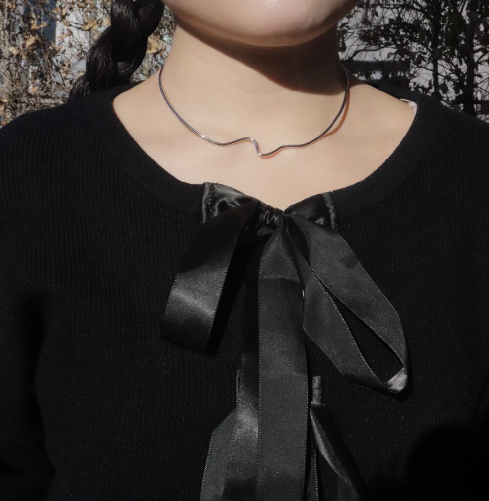 「m_r tokyo」がジュエリー分野へ初進出:ネックカフ【ただよう想いのネックカフ】②