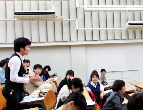 被災地出身の明大生らが企画　～復興と支援の最前戦を学ぶ～<br />連続研究講座「復興学・支援学」を開催