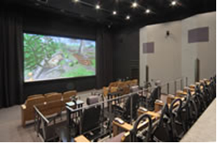 「春のオープンキャンパス」　今年３月完成の「感動デザイン工学研究所」体験ツアーも実施