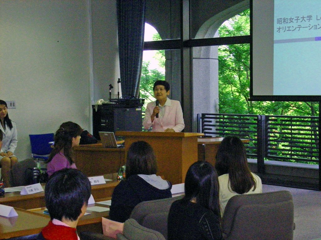 昭和女子大学がオナーズプログラム「Leaders Academy in SHOWA 2013」を開始――ビジネスの流れを実践し女性リーダーを養成