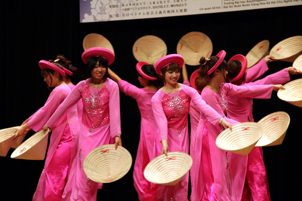 神田外語大学が11月2日に「第7回ベトナム語スピーチコンテスト」を開催――5大学の学生らが参加