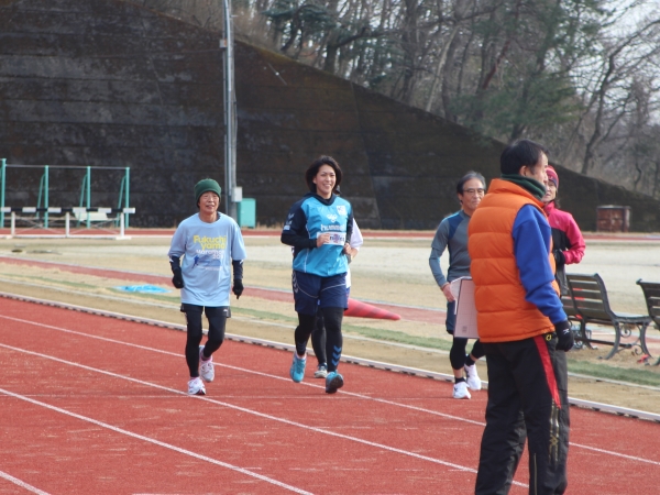 オール京都産業大学で2月15日開催の「京都マラソン2015」を応援、ランナーをサポート
