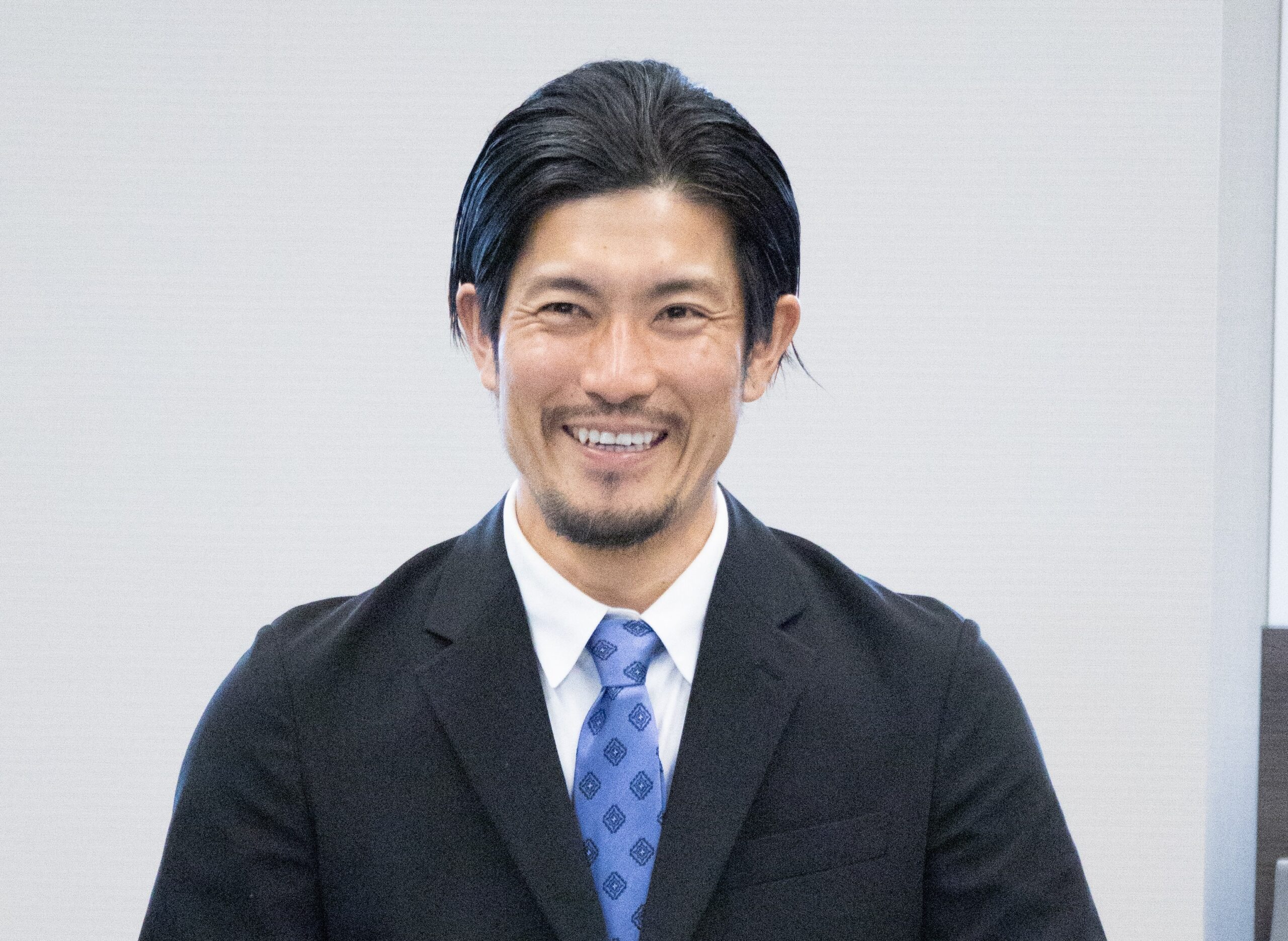 愛知大学初、元中日ドラゴンズの祖父江大輔氏を「愛知大学アンバサダー」に任命。就任式・記者会見実施のお知らせ