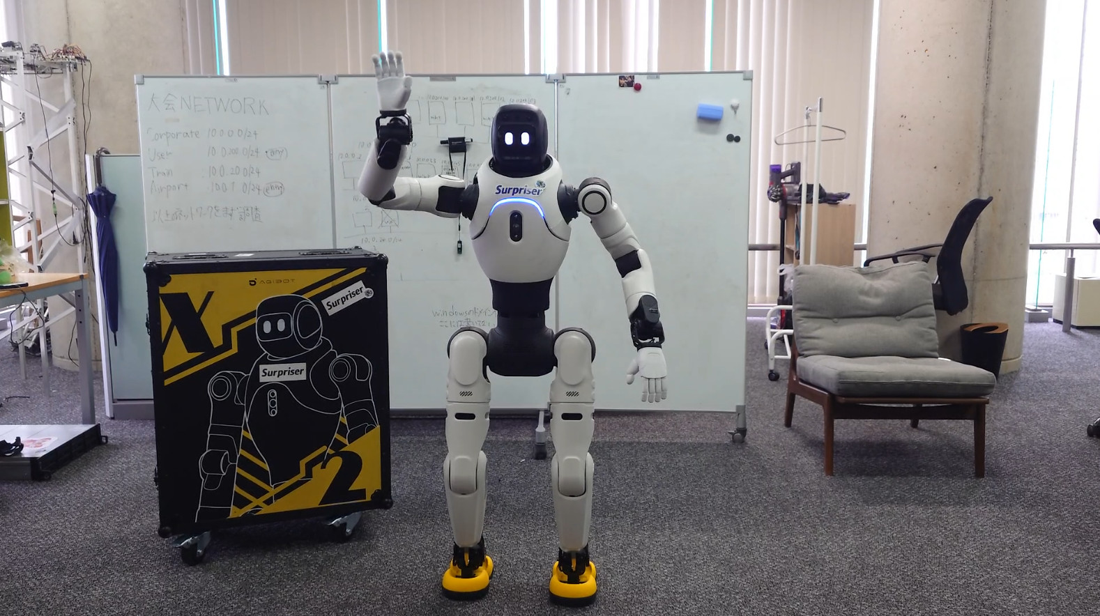 【フィジカルAI時代を体感しよう！】二足歩行ロボット「ななまる」、春のオープンキャンパスで初披露。4月26日（日）10時から15時まで