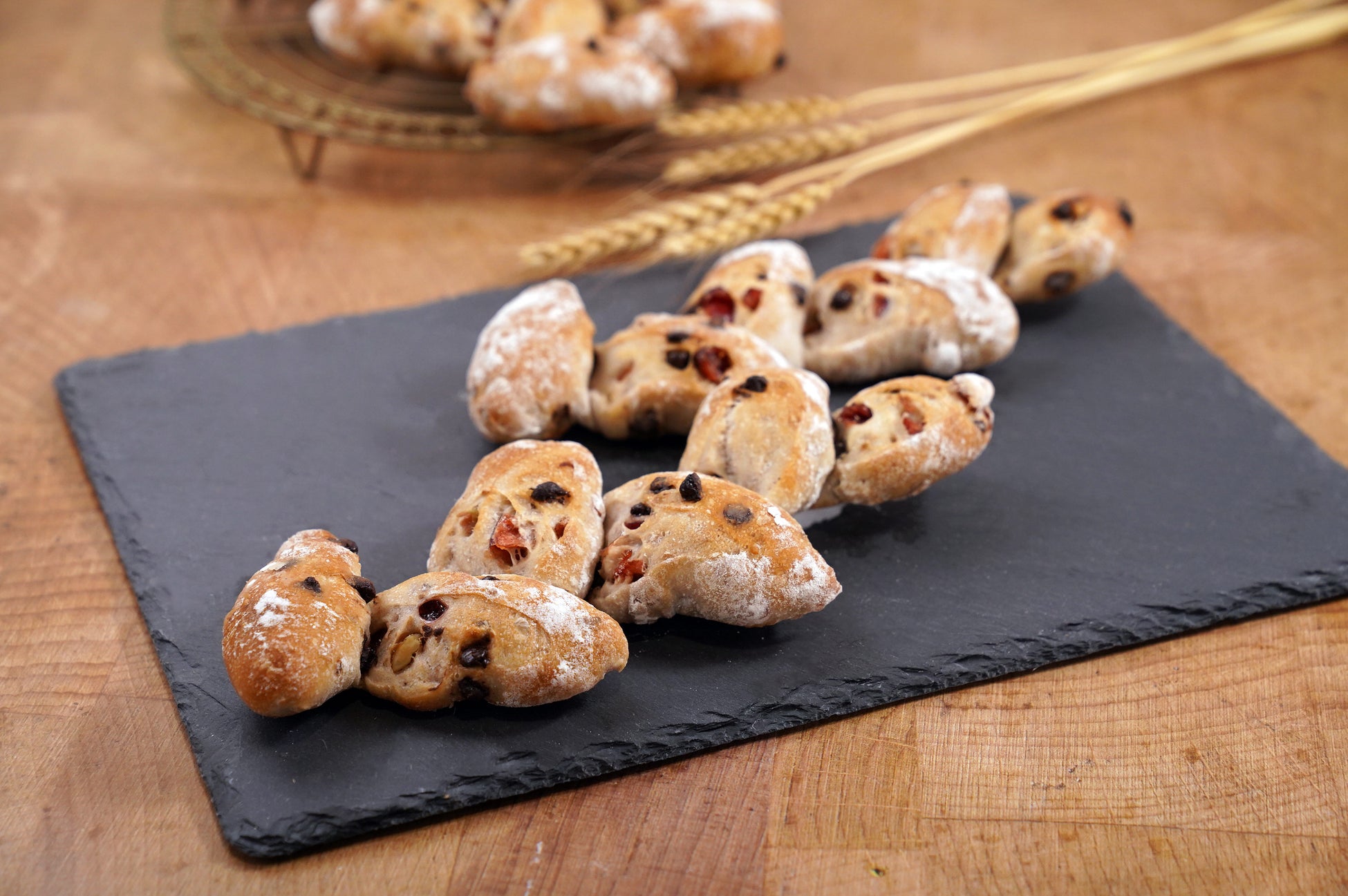 5/1〜5/11 株式会社ポンパドウル主催企画『ポンパドウルの学園祭』相模⼥⼦⼤学学⽣考案のパンが期間限定・初めての全店展開　産学連携の継続が評価