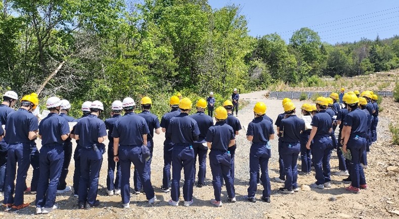 災害の発生メカニズムを現場で学ぶ　自然災害防災論のフィールドワーク 地域の安全づくりを“自分ごと化” — 広島国際大学