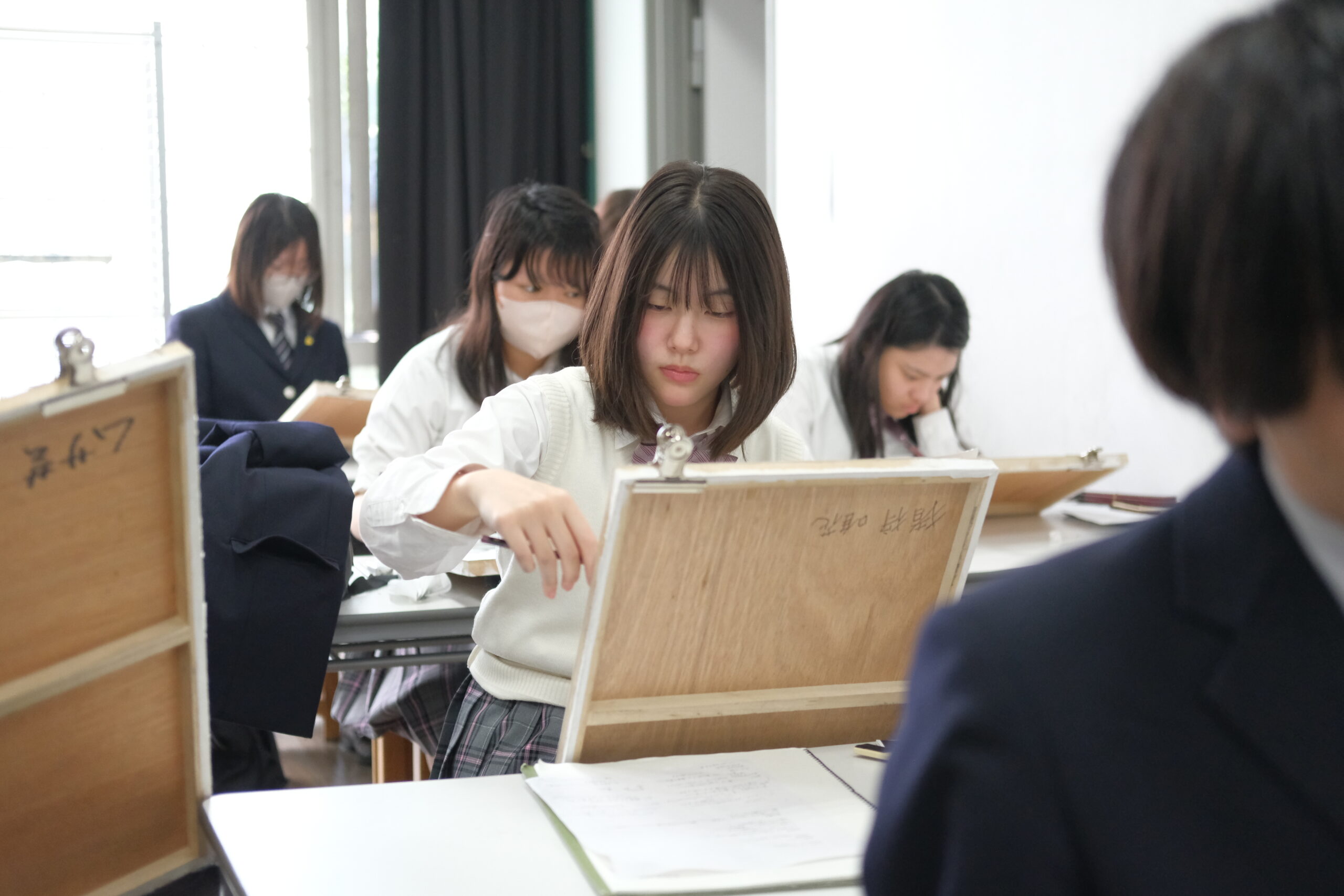 個性を「居場所」と「実績」に変える、アート教育の新しい選択肢をつくる武蔵野学芸専門学校 ― 高い美大合格実績と多様な背景を持つ生徒への包摂性を両立