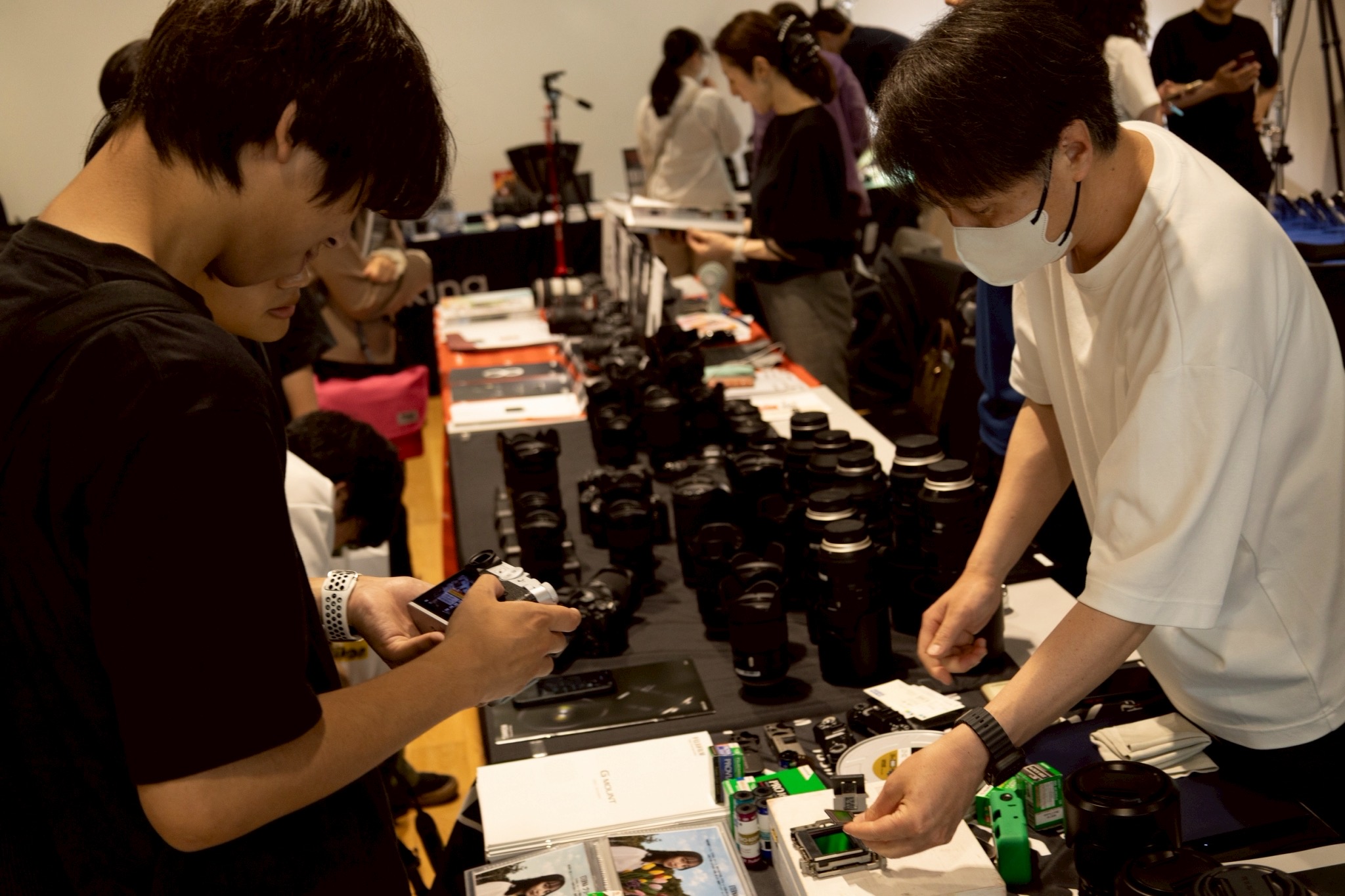 東京工芸大学が学内イベント「写真機材展2026」を実施 ― 写真機材関連企業26社が出展、写真表現・写真制作・調査研究の可能性を広げる機会に
