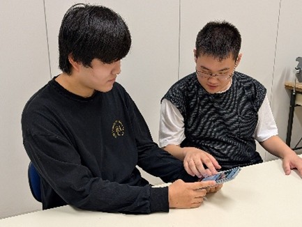 【摂南大学】附属薬用植物園の学習アプリを学生が開発 マップから探して観察、「図鑑」やクイズも