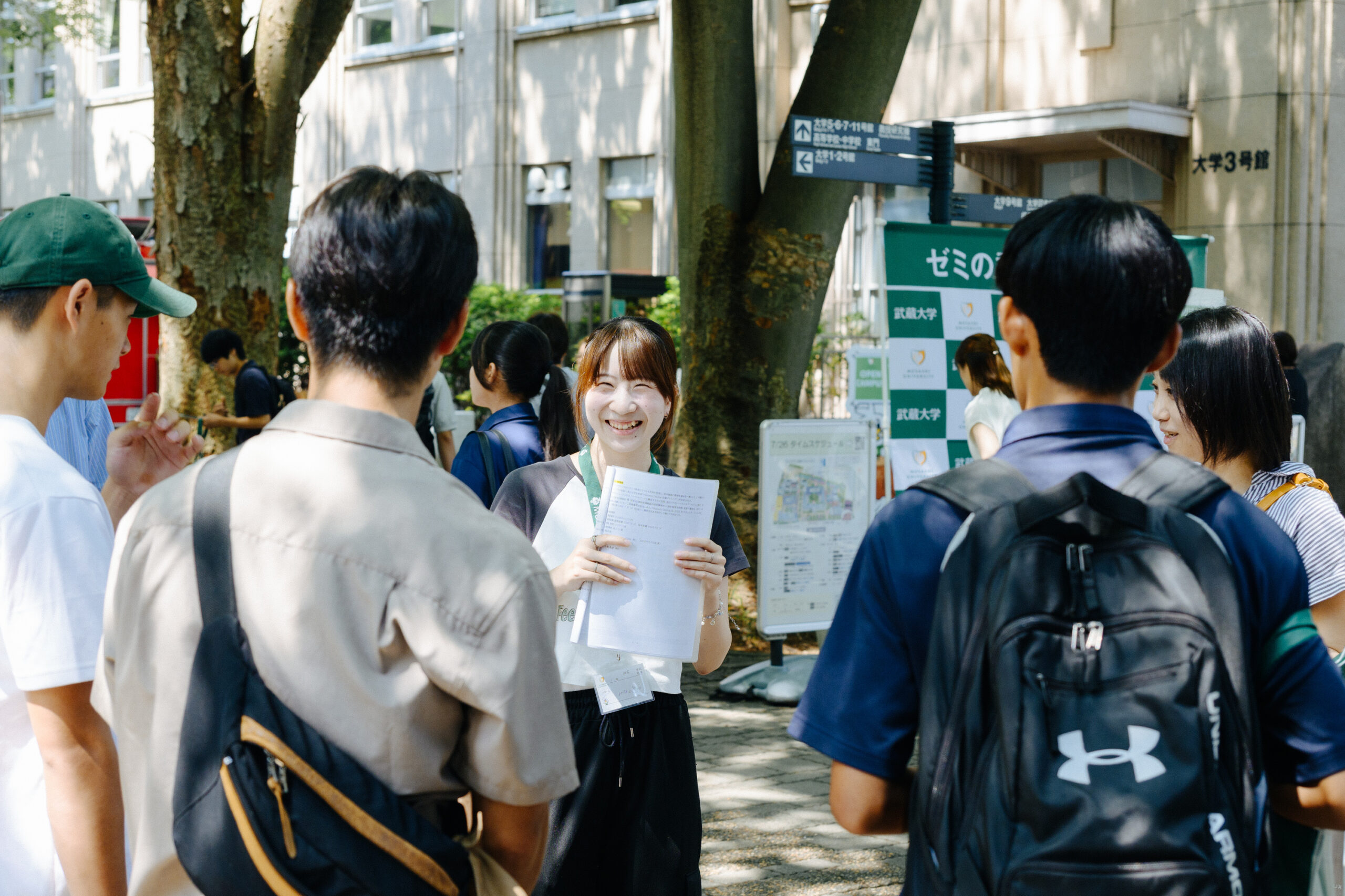 学生によるキャンパスツアー
