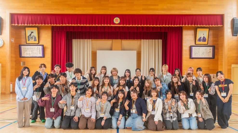 学生が自ら企画・立案！“泊まれる小学校”で合宿し「米沢を訪れたくなる施策」を提案する合宿型PBL「よねざわプロジェクト」を実施〜米沢織の織元「山口織物鷹山堂」を起点にフィールドワークを実施、魅力を発掘～